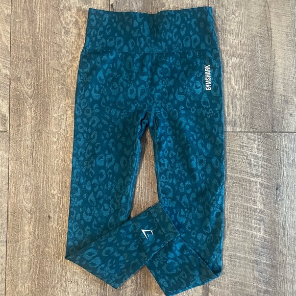 Women’s Cheetah Gymshark Leggings Size Small - Picture 6 of 7